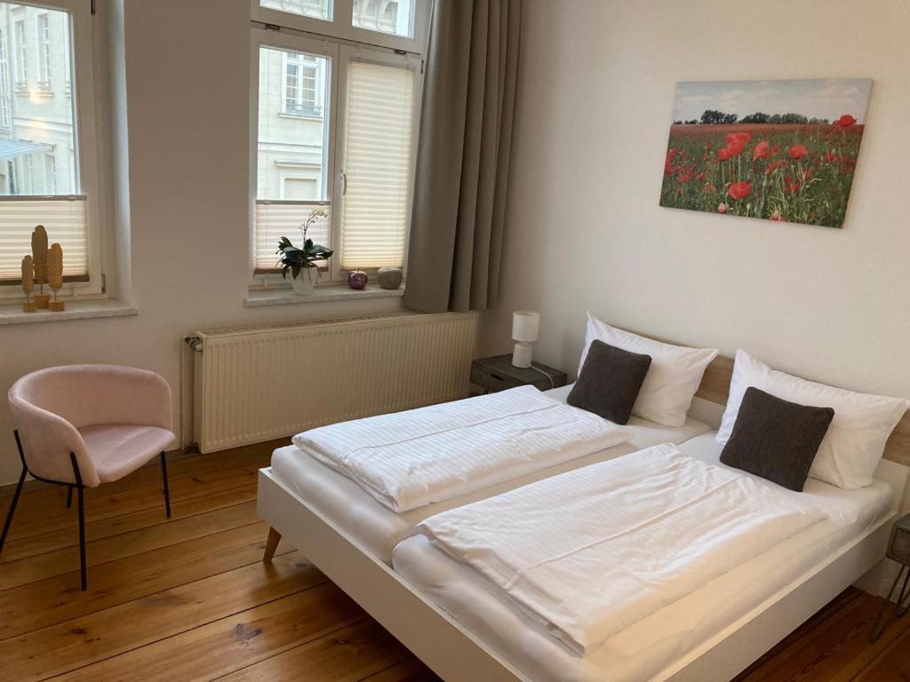 Das Bilderbuchcafe - Ferien - Apartment No 3 - Markt 7 Havelberg Buitenkant foto